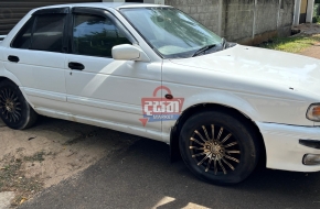 Nissan Sunny SB13